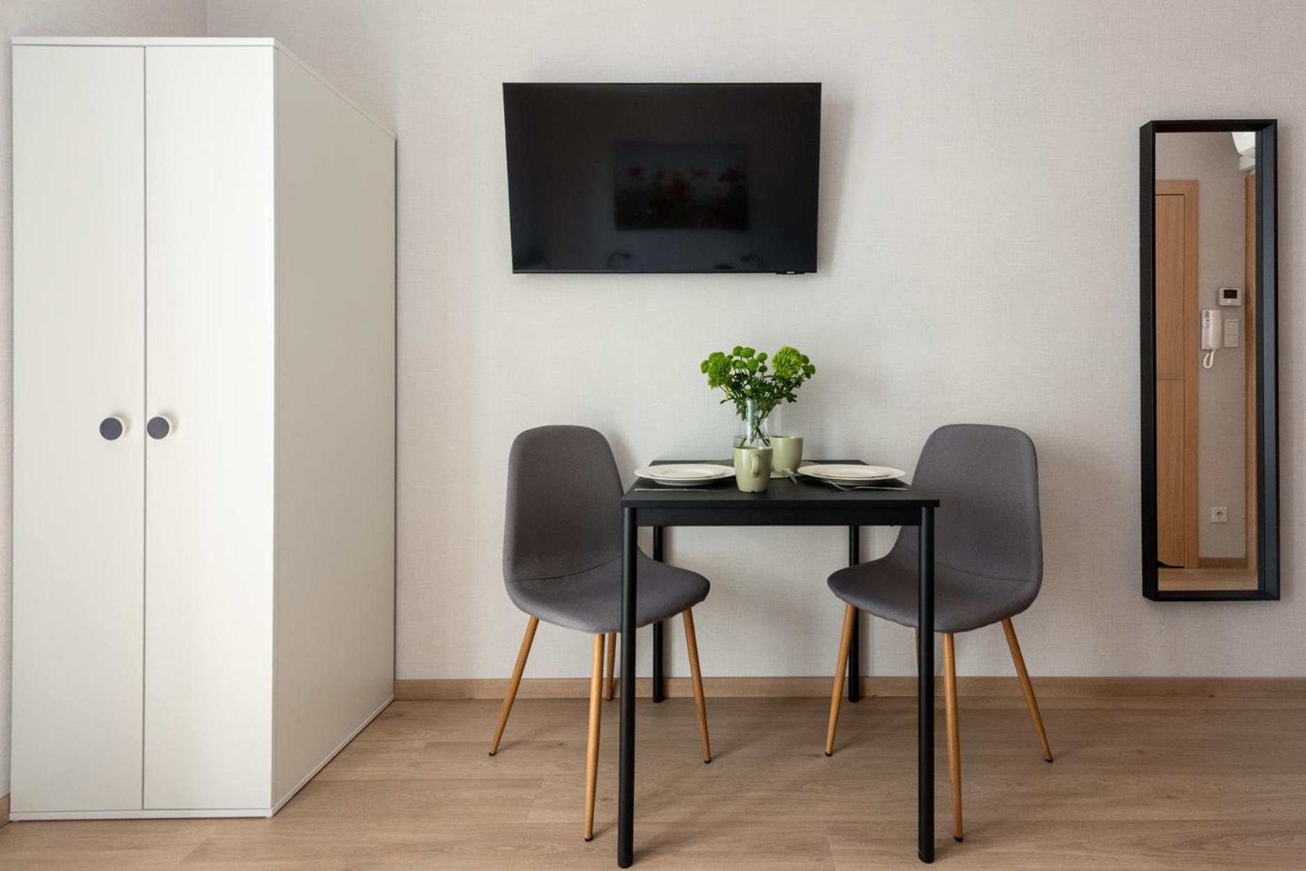 Iron Apartments Краків Екстер'єр фото